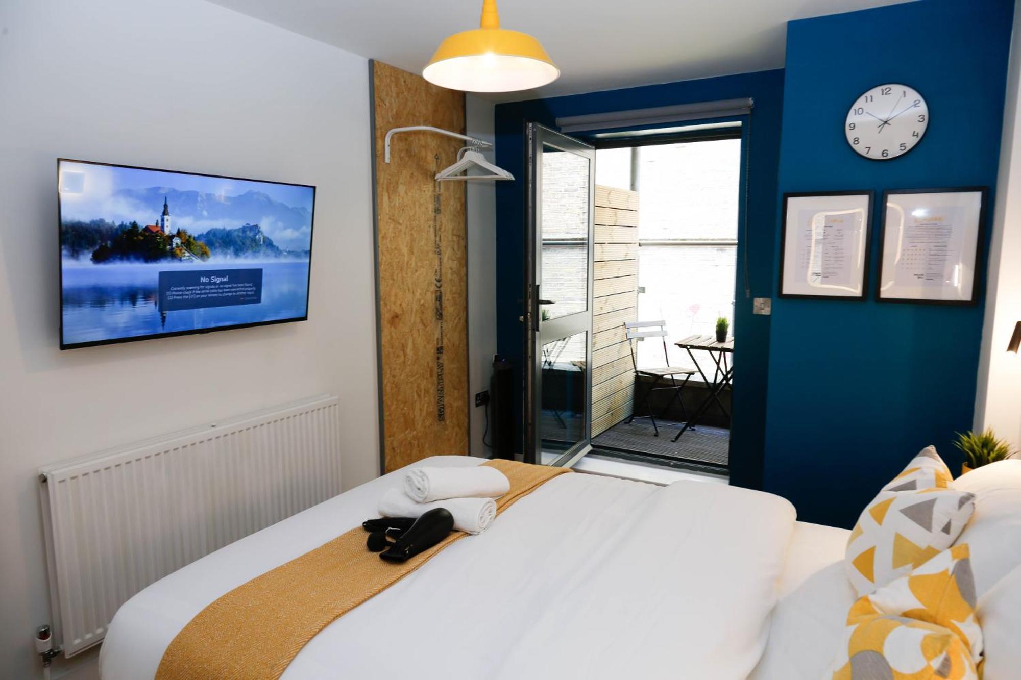 New Luxury Rooms In The Heart Of London Next To Shops, Cafes, Bars & Metro With Shared Bathrooms Exterior photo