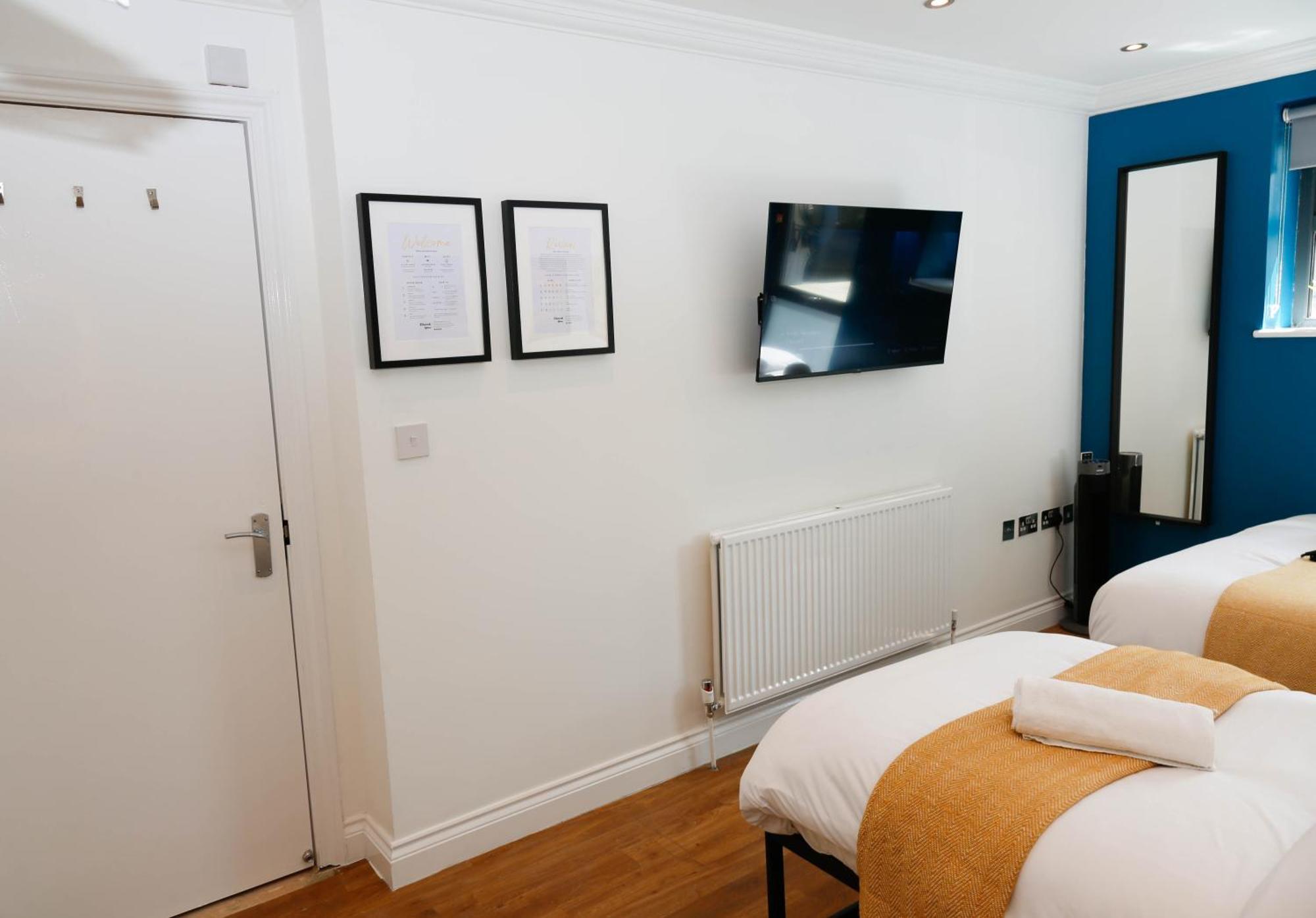 New Luxury Rooms In The Heart Of London Next To Shops, Cafes, Bars & Metro With Shared Bathrooms Exterior photo