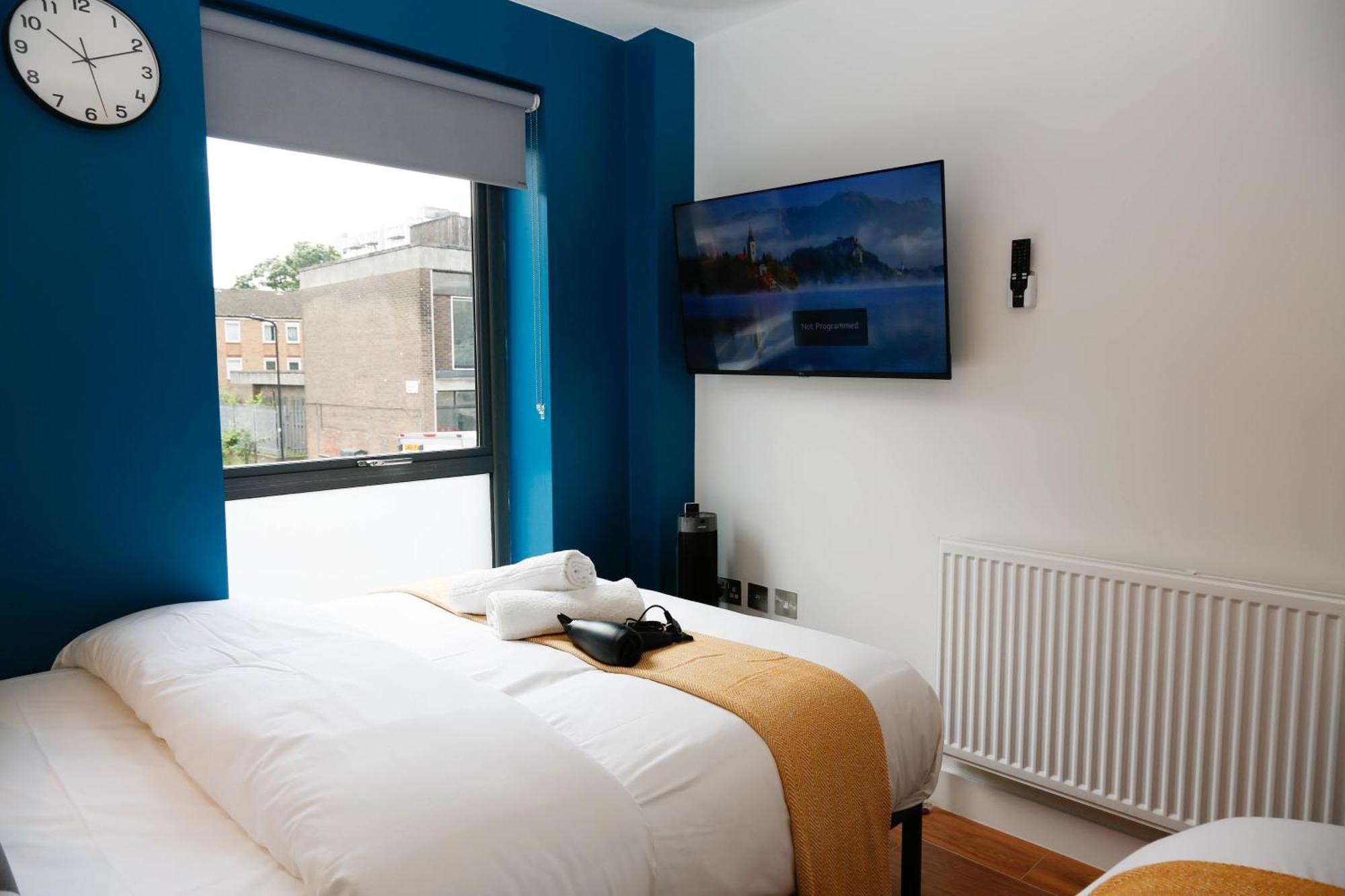 New Luxury Rooms In The Heart Of London Next To Shops, Cafes, Bars & Metro With Shared Bathrooms Exterior photo